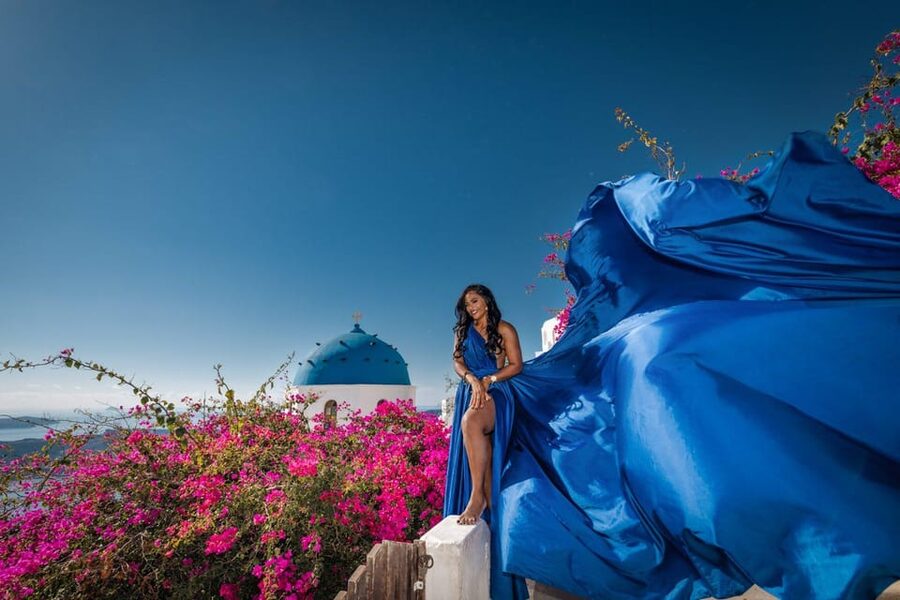 Flying dress Photoshoot in Santorini with Hotel Pickup - Why this Santorini photoshoot works