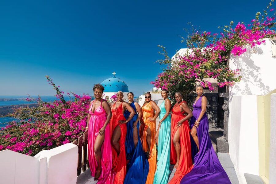 Flying dress Photoshoot in Santorini with Hotel Pickup - Who should book this experience