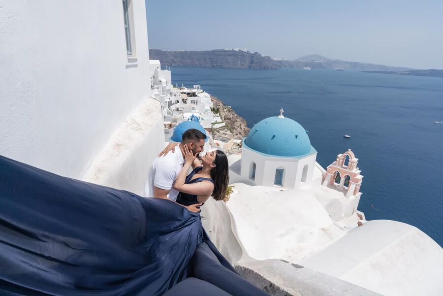 Flying Dress Santorini Photoshoot - How to prepare for Oia’s heat and crowds