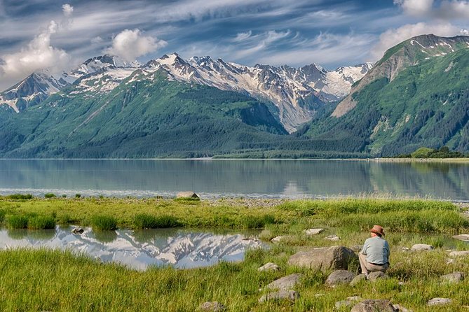 Focus on Haines Private Nature / Photography tour - Chilkat State Park and Rainbow Glacier