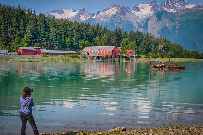 Focus on Haines Private Nature / Photography tour - What Tom adds to the outing