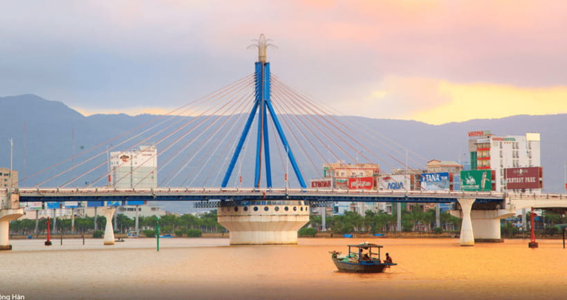 Free E-sim Da Nang: Instagram Half-Day Tour with Local Guide - Champa sculpture at the Da Nang Museum