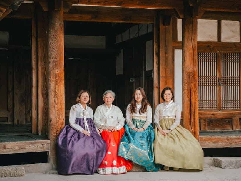 From Busan: Gyeongju Small Group Photo Tour & Hotel Pick-up - A short pause at Gyeongbuk Millennium Forest Gardens