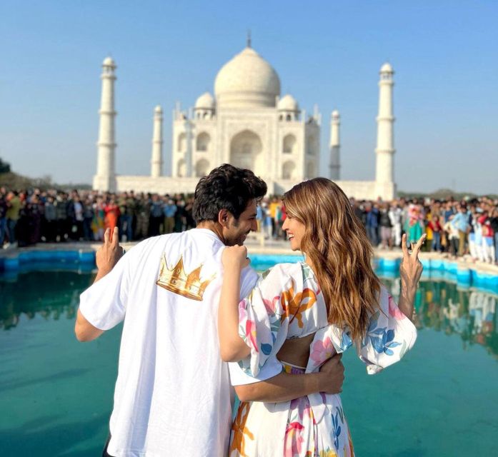 From Delhi: Taj Mahal Tour with Professional Photographer - Key points to know before booking