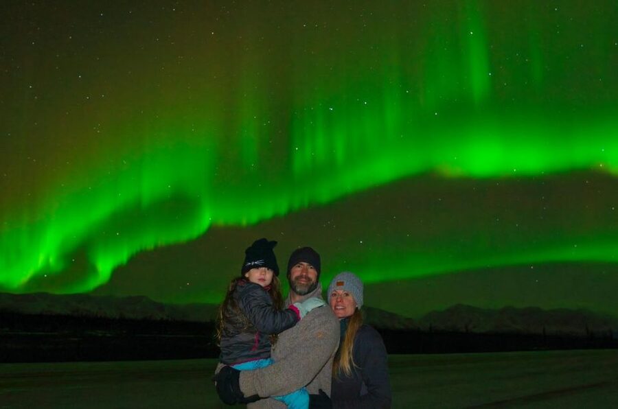 From Fairbanks: Northern Lights Aurora Tour with Photography - The drive into darker country