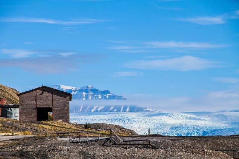 From Longyearbyen: Pyramiden Private Photo Tour w/ Transfer - Key points to know before you book