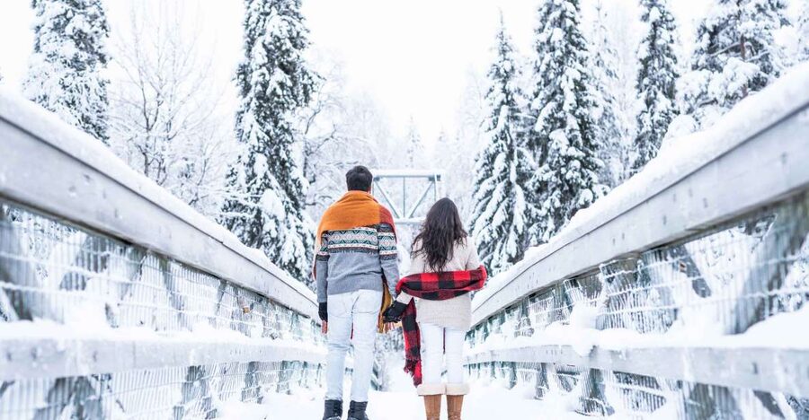 From Rovaniemi: Private Photoshoot in the Lappish Wilderness - Why this photoshoot works better than a town snapshot