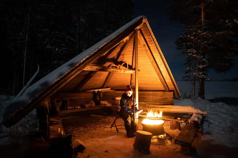 From Rovaniemi: Short Aurora Borealis Photography Expedition - The photography help is the main extra value