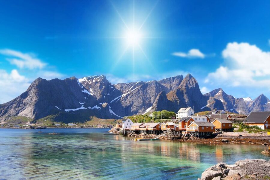From Svolvaer: 2- Day Lofoten Highlights Photo Tour - FAQ