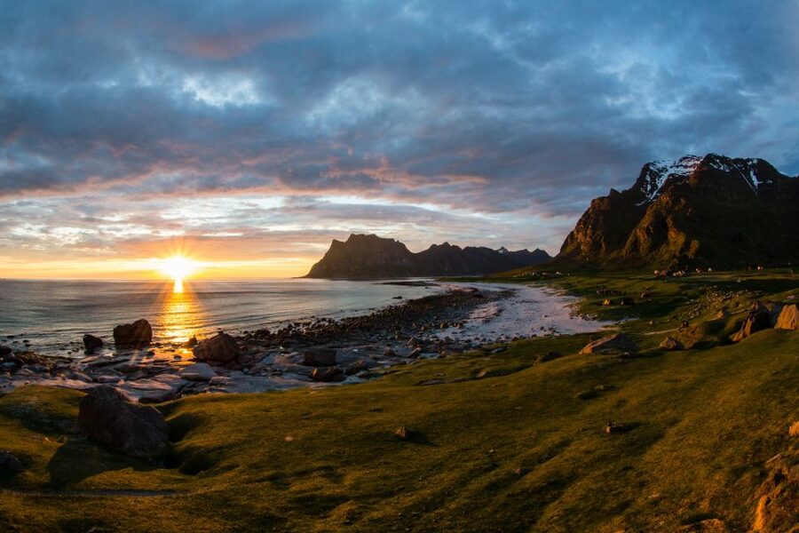 From Svolvær: Midnight sun tour with a photographer - What Four Hours Really Feels Like