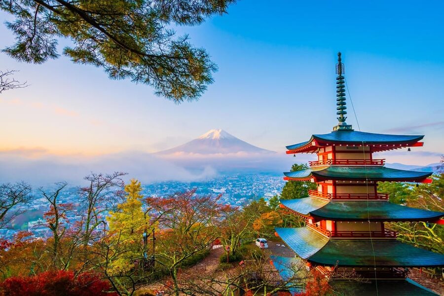 Fuji/Hakone Private Tour, English speaking guide, Photograph - Oshino Hakkai and the first look at Fuji