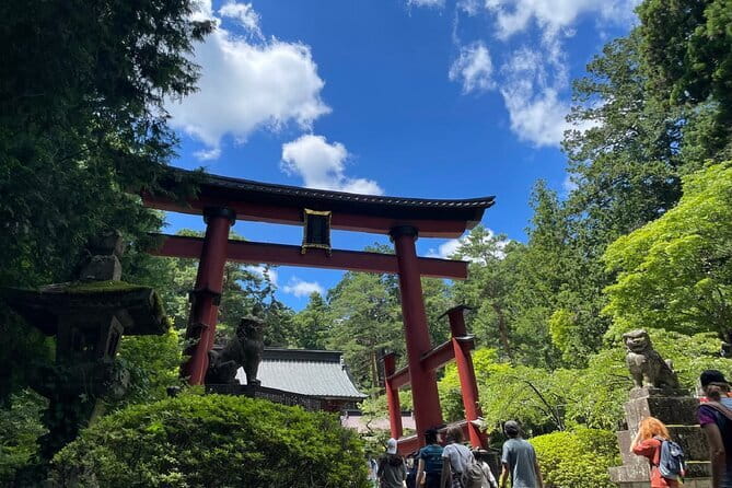 Fuji Photo Tour - Hahanoshira Falls offers a quieter frame