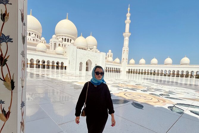 Full Day Abu Dhabi Tour with Complimentary Photography - Emirates Palace and Etihad Towers are made for photographs