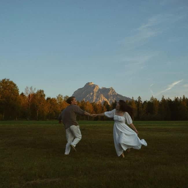Füssen & Schwangau: Private Photoshoot Couples, Solo & Group - A photographer with a friendly working style