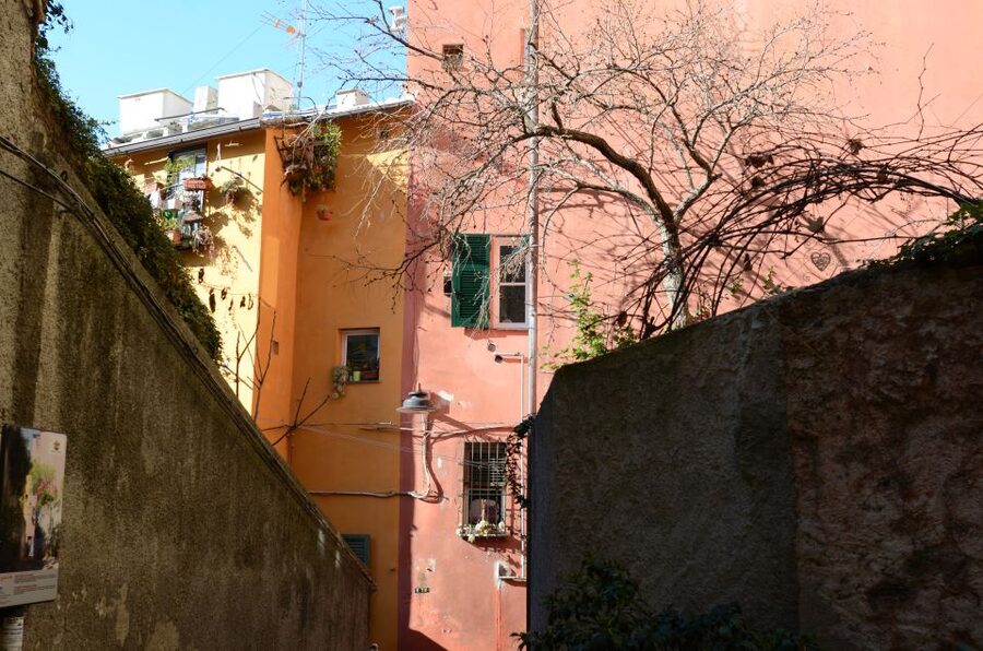 Genoa: Secret Corners Photography Tour and Traditional Snack - Is $135.94 good value?