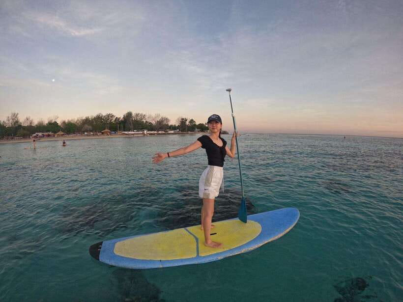 Gili sunrise stand-up paddle boarding (drone photoshoot) - What happens at the SUP GILI meeting point