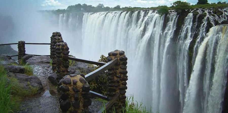 Guided Scenic Tour Of The Victoria Falls – Experience Nature - The main viewpoints, from spray to open gorge