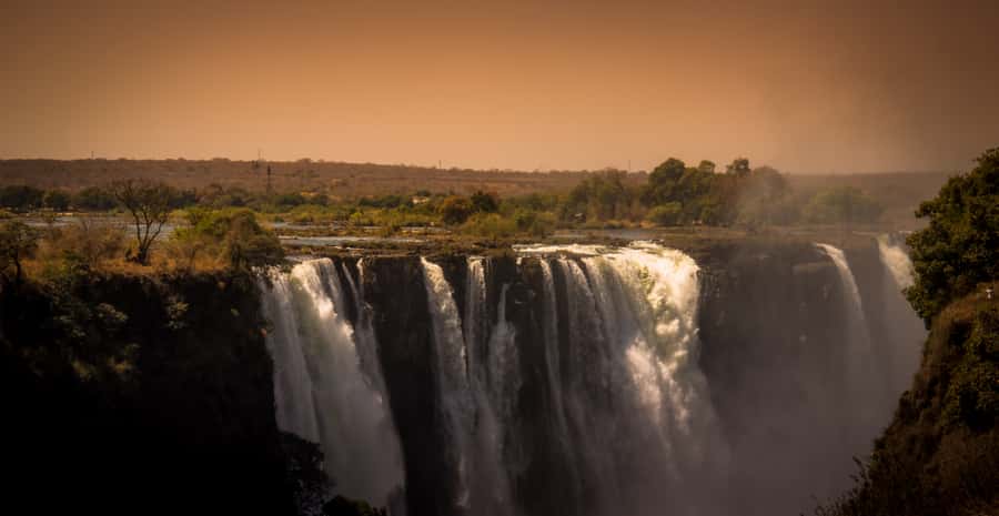 Guided Scenic Tour Of The Victoria Falls – Experience Nature - What the $35 price really covers