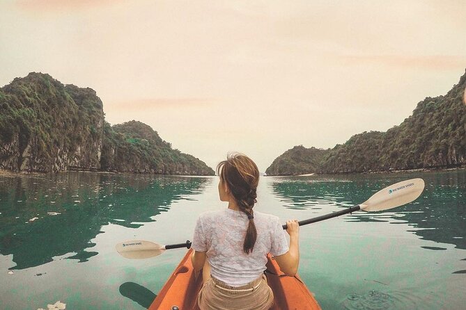 ️ Ha Long Bay Instagram Tour: Most Famous Spots (Private & All-Inclusive) - Surprise Cave, the most dramatic indoor stop