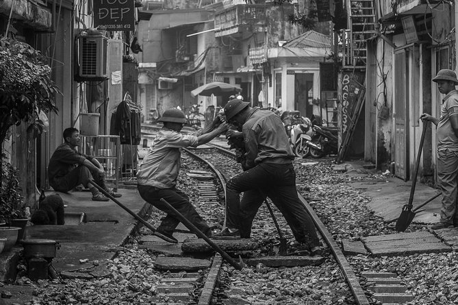 Hanoi Explorer Photo Tour - Long Bien Bridge adds a change of scale