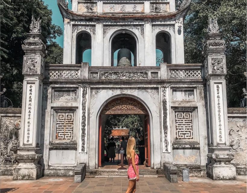 Hanoi Instagram Tour: Famous Spots (Private & All-Inclusive) - Tran Quoc Pagoda beside West Lake
