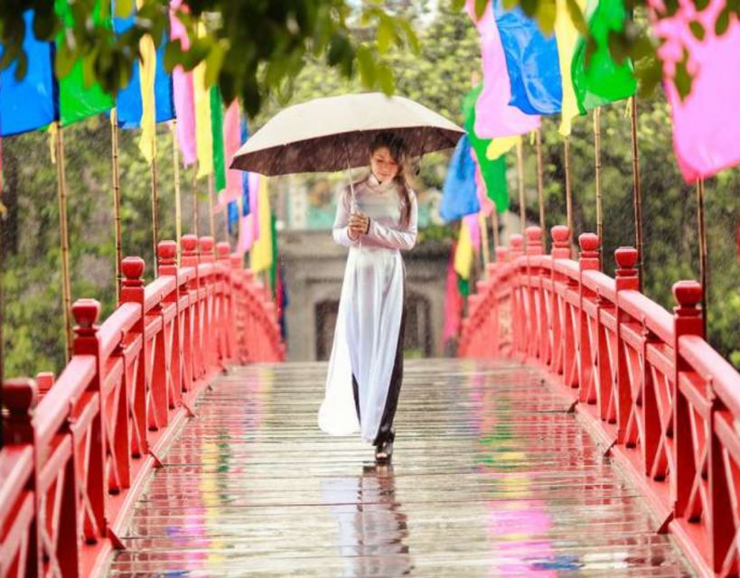Hanoi Instagram Tour: Famous Spots (Private & All-Inclusive) - A secret Instagrammable cafe