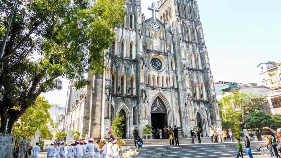 Hanoi: Instagram-Worthy Tour of City’s Most Scenic Spots - The Ho Chi Minh Complex and One Pillar Pagoda