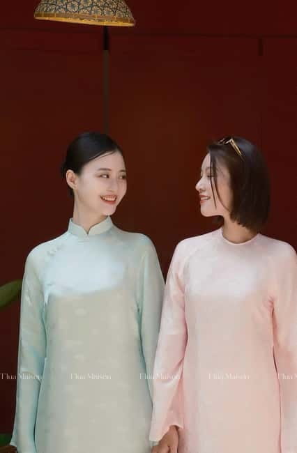 Hanoi: Rent a Traditional Ao Dai & Photo Walk in Old Quarter - Who will enjoy this experience most