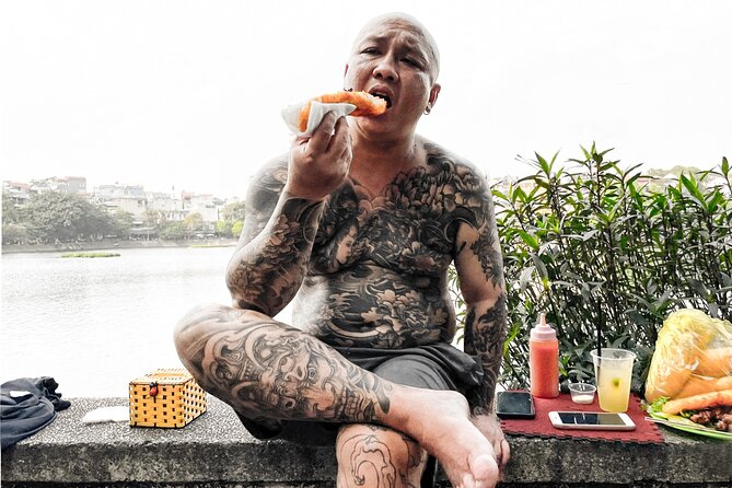 Hanoi Street Photography with a Pro – Phone & Camera - The authentic Hanoi value at $35