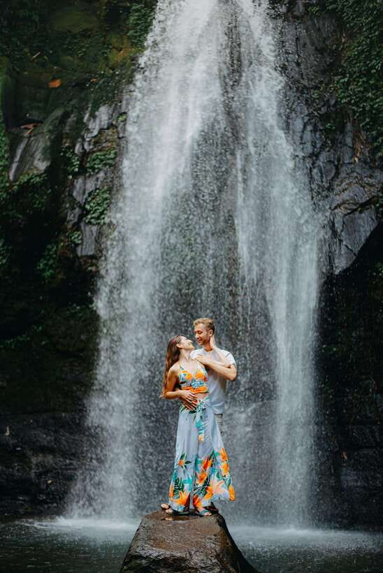 Hire Bali Private Professional Photographer with Edit Photos - What this Bali photo day really offers