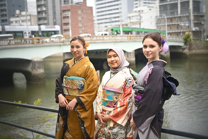 Hiroshima Kimono Rental and Photo Shoot - Outdoor Photos Cost Extra