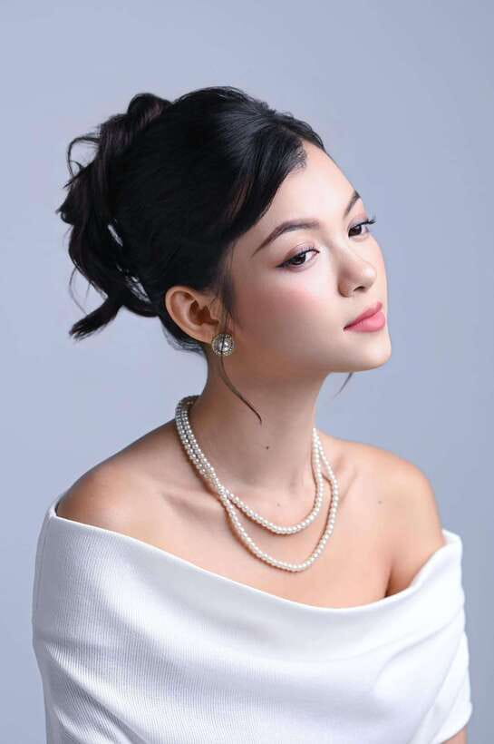 Ho Chi Minh Styled Photoshoot Tour With Makeup Photographer - Tan Dinh Church and the city’s most colorful backdrop