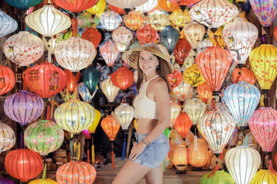 Hoi An/Da Nang: Private Photoshoot & Guided Walking Tour - Wearing an Ao Dai through the old town