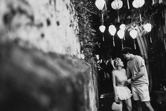 Hoi An Lantern Night Photoshoot | Unlimited Photos & Video - The Japanese Covered Bridge as a signature backdrop
