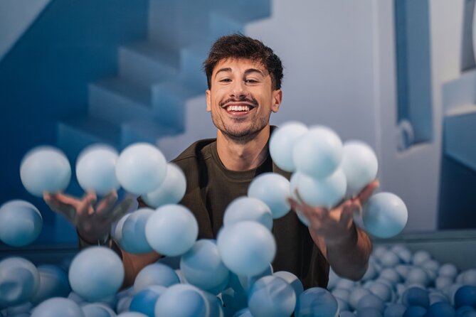 IKONO: a Unique Sensory and Photographic Experience - Moving through the sensory rooms