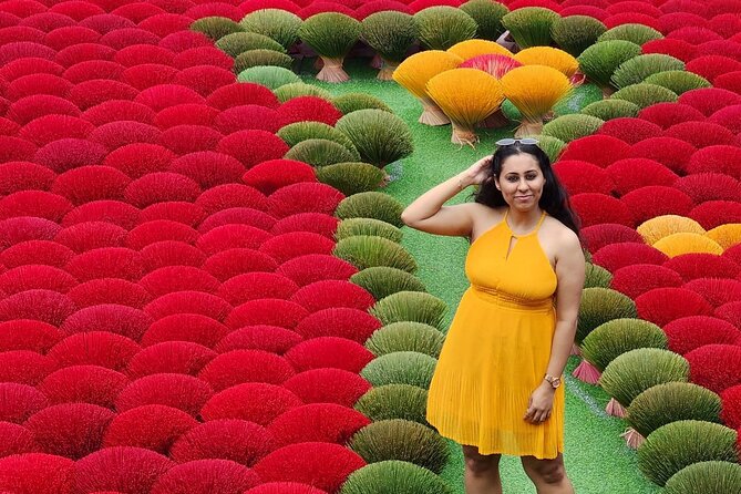 Instagram Incense Quang Phu Cau Village Tour with Train Street - The guide can make or break the half-day