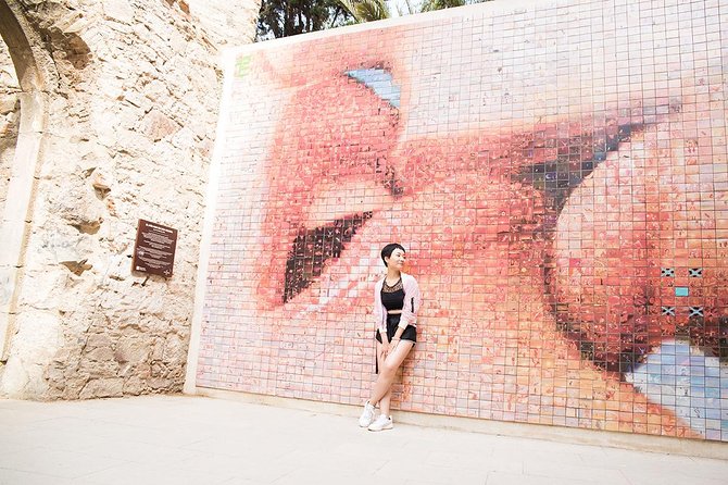 Instagram Photoshoot Tour in Barcelona - Starting at Barcelona Cathedral at 8:30 a.m.