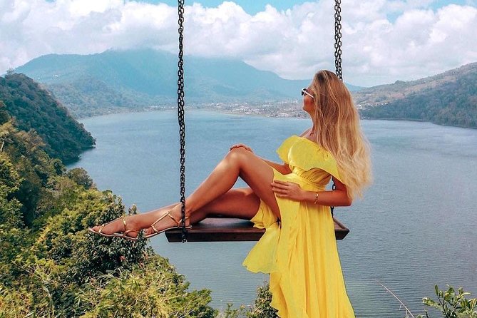 Instagram Tour in Bali: The Most Beautiful Spots - Wanagiri Hidden Hills is built for playful photos