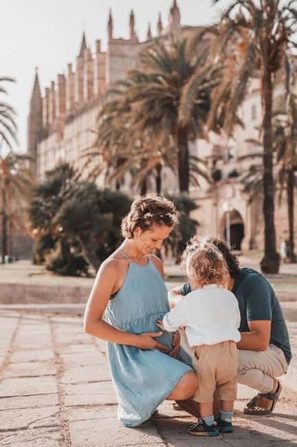 Instagram tour in Palma de Mallorca with a private photographer - Timing, bags, and small details that matter