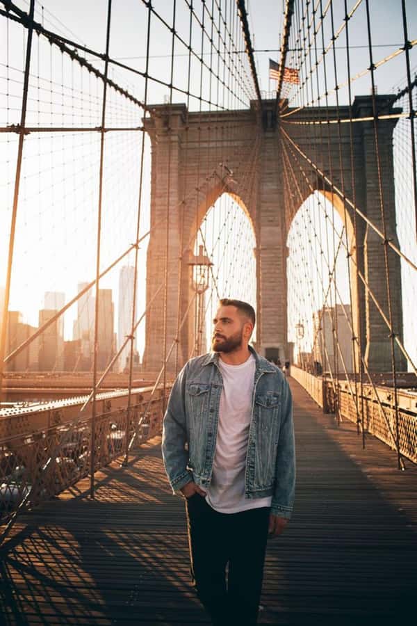 Instagram tour of New York with a private photographer - Posing Help Makes This Suitable for Beginners
