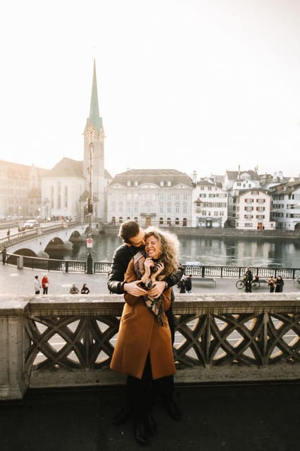 Instagram tour of Zurich with a private photographer - Zurich sightseeing with a camera in hand
