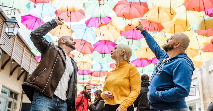 Instagrammable Paris: Icons & Hidden Gems with a Local - Iconic sights with room for a local angle