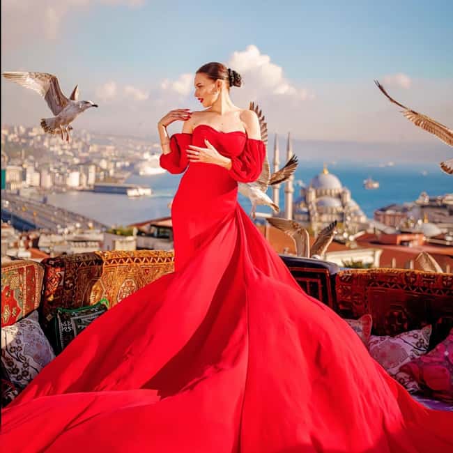 Istanbul: Flying Dress Photoshoot at Rooftop Terrace - Key points to know before booking
