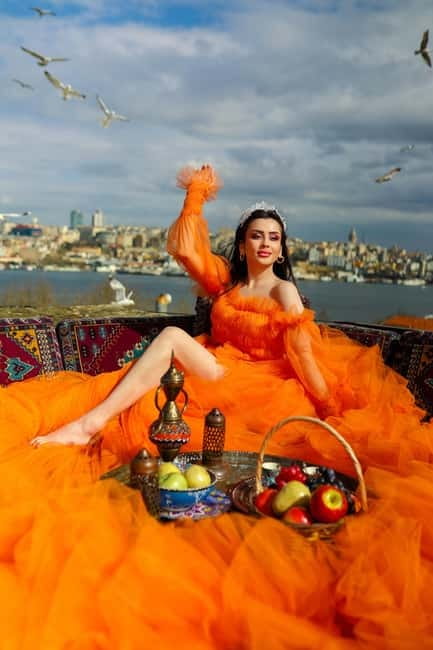Istanbul: Professional Private Rooftop, Indoor Photoshoot - Who will enjoy this most?