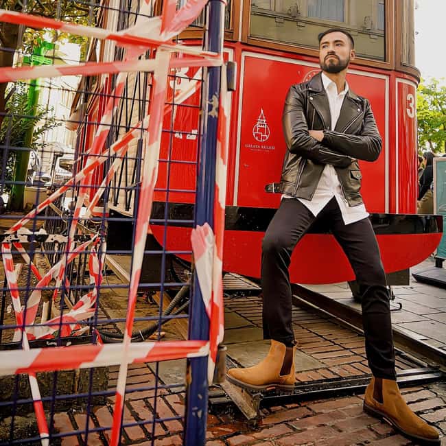 Istanbul: Tour and Photoshoot at Multiple Locations - What Haris adds to the session