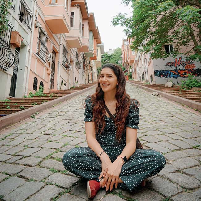Istanbul: Tour and Photoshoot at Multiple Locations - Unlimited photos and edited delivery
