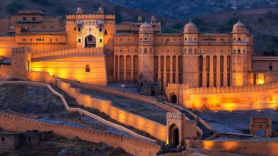 Jaipur: Full Day Sightseeing with Professional Photographer - Amber Fort and the first big views