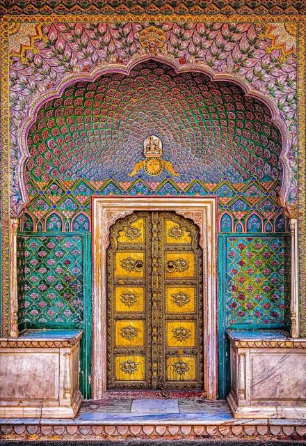 Jaipur: Instagram Tour of The Top Photography Spots - Jal Mahal at the edge of Man Sagar Lake