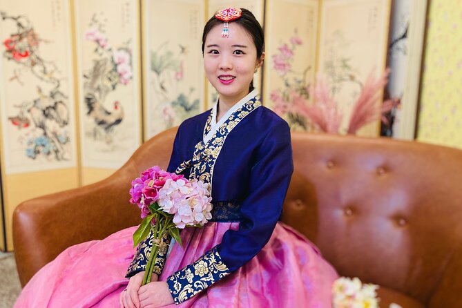 [Jeju] Hanbok Private guide tour & photo session in beautiful Yongduam rock, - Who will enjoy this Jeju photo session