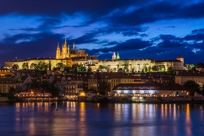 Johnny's Prague Photography Tour - Lesser Town and Prague’s narrowest street